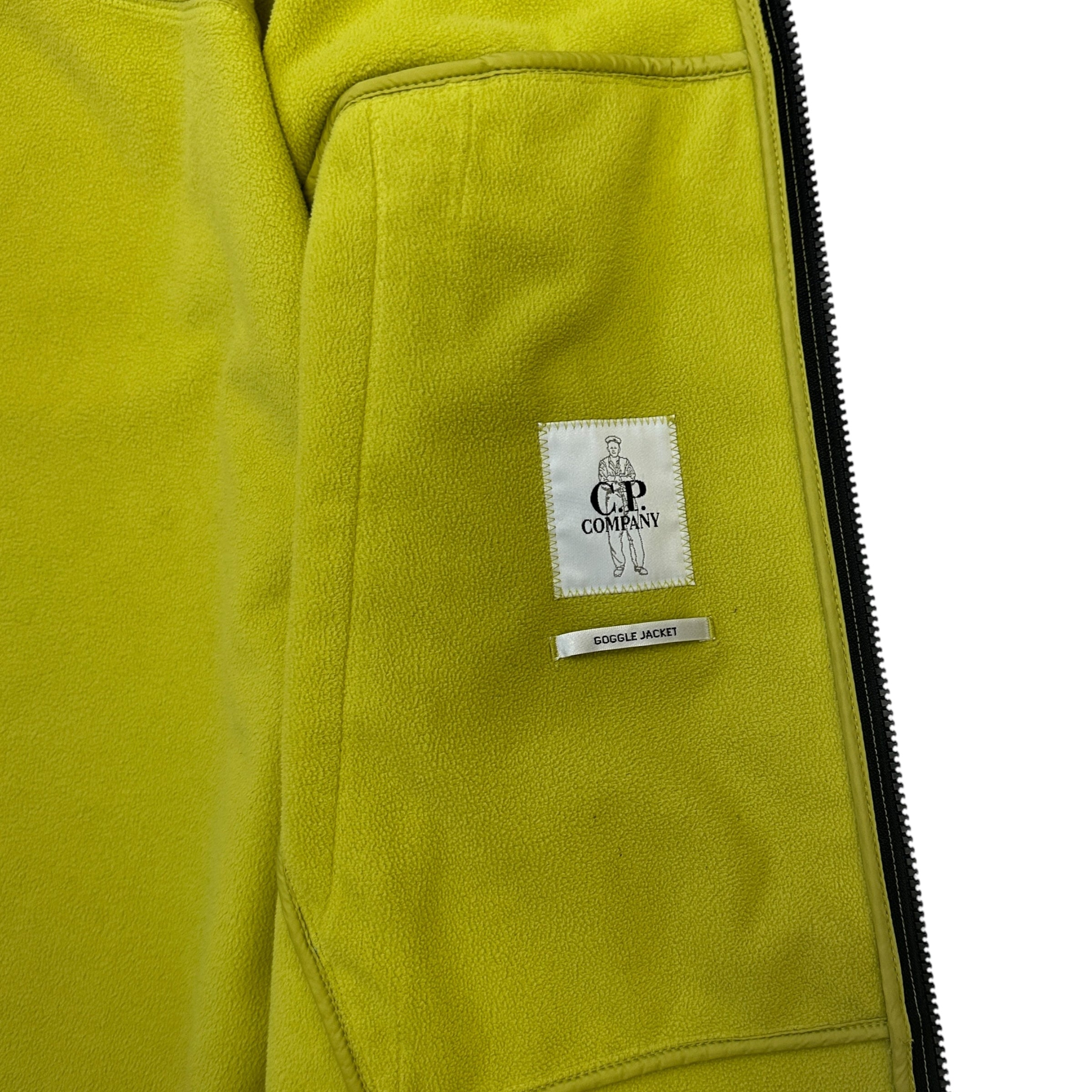 CP COMPANY SOFT SHELL-R GOGGLE JACKET 'FLEECE LINING' (L)