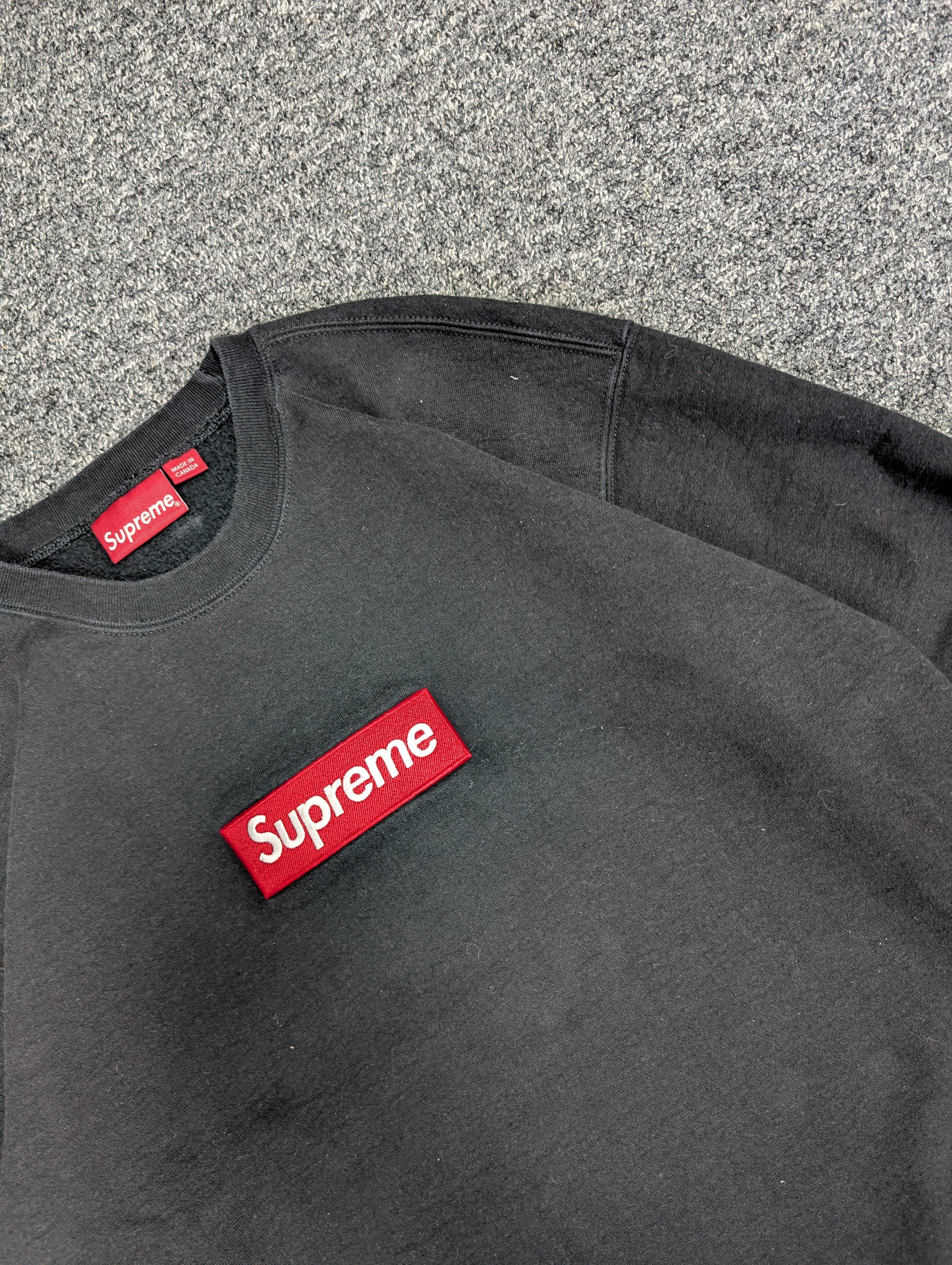SUPREME BOX LOGO CREW NECK (M)
